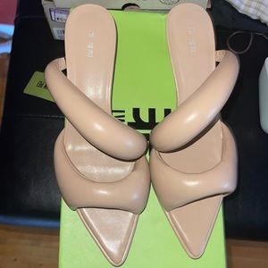 Sara Mule-Cane Sugar